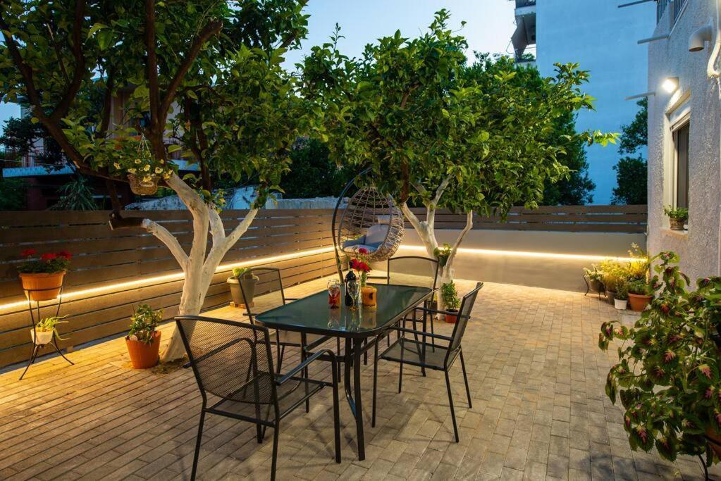 Lemon Garden Stylish Private Apartment Kalamata Exteriör bild