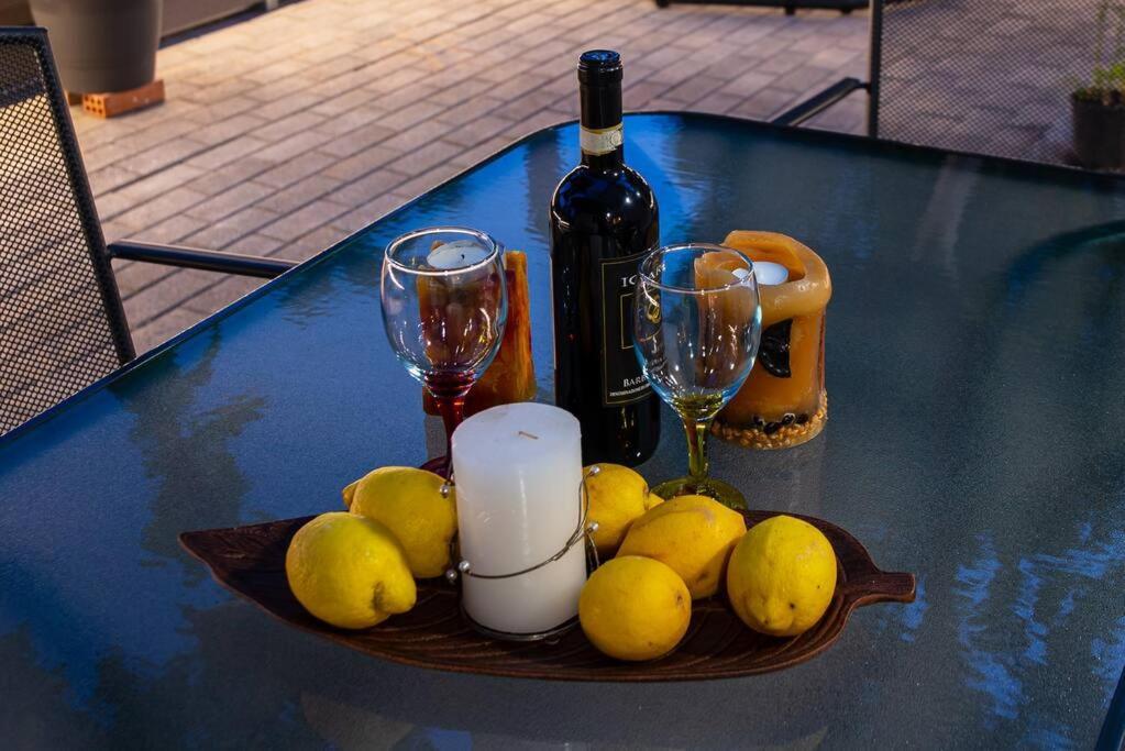 Lemon Garden Stylish Private Apartment Kalamata Exteriör bild